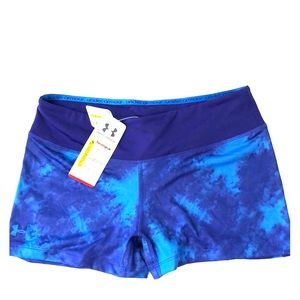 Under Armour Fitted Heat Gear Shorts Women’s M